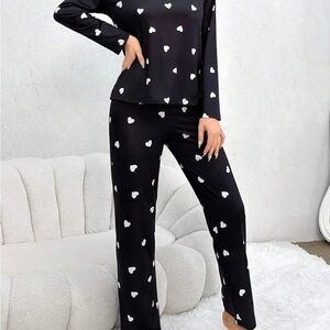 Black Heart Print Pajama Set
